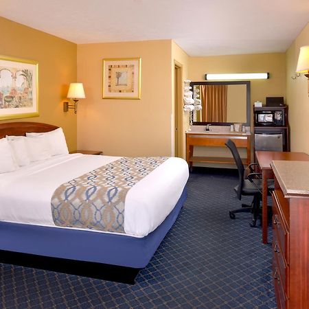Americas Best Value Inn - Monroeville Bagian luar foto