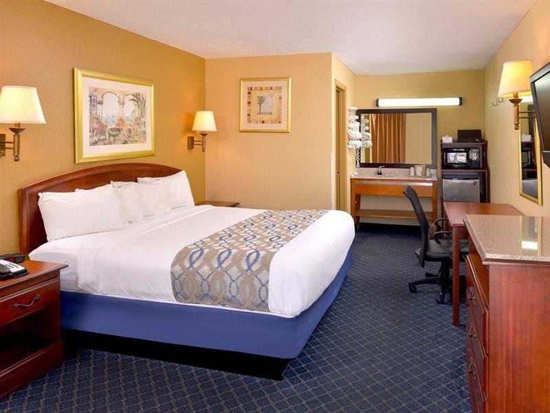 Americas Best Value Inn - Monroeville Bagian luar foto