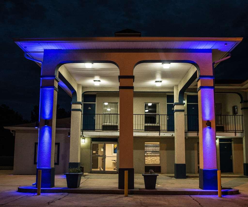 Americas Best Value Inn - Monroeville Bagian luar foto