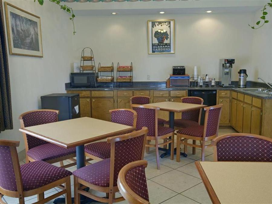 Americas Best Value Inn - Monroeville Bagian luar foto